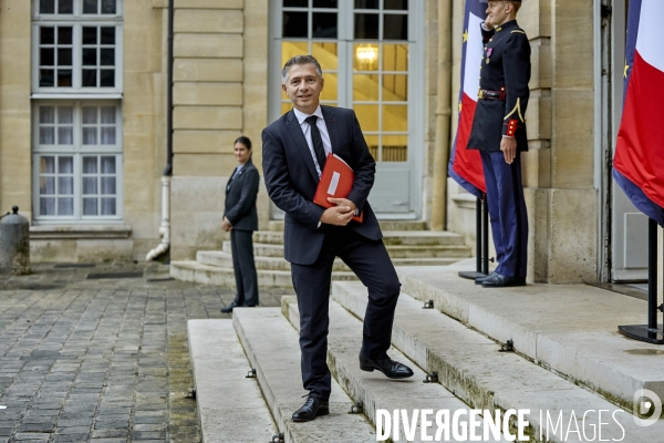 Premiere réunion du gouvernement Barnier à Matignon