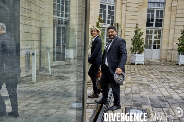 Premiere réunion du gouvernement Barnier à Matignon