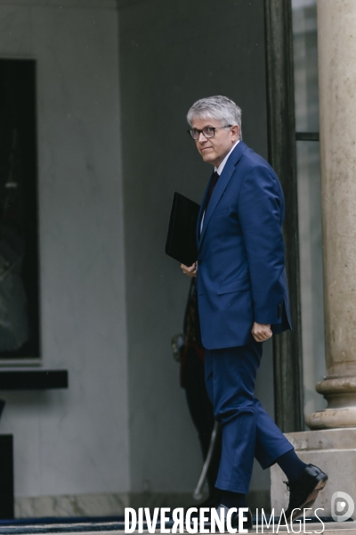 Premier conseil des ministres du gouvernement Barnier