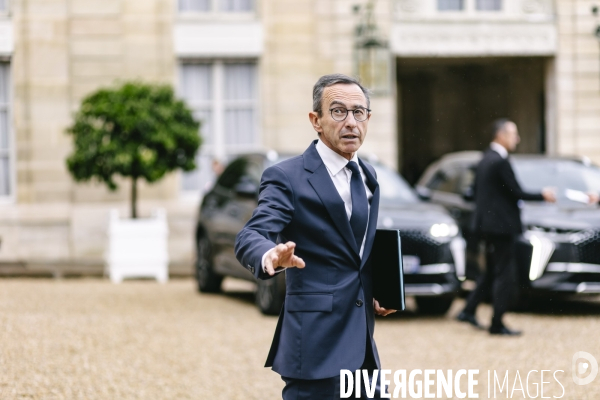 Premier conseil des ministres du gouvernement Barnier