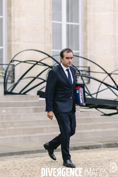 Premier conseil des ministres du gouvernement Barnier