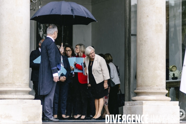 Premier conseil des ministres du gouvernement Barnier