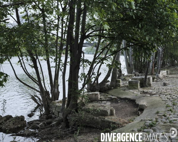 Le bord de Seine à Saint-Ouen 