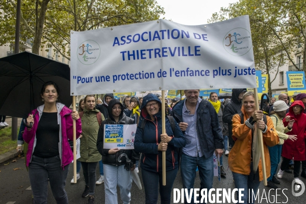 Manifestation pour la protection de l enfance