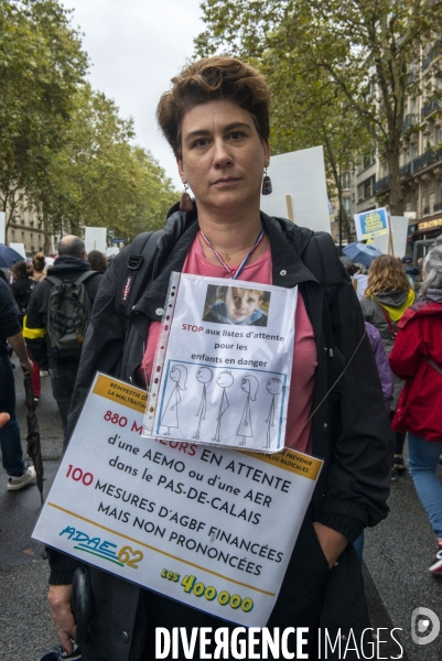 Manifestation pour la protection de l enfance
