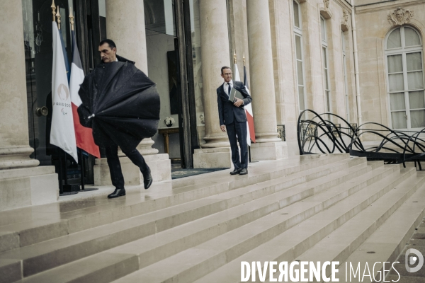 Premier conseil des ministres du gouvernement Barnier