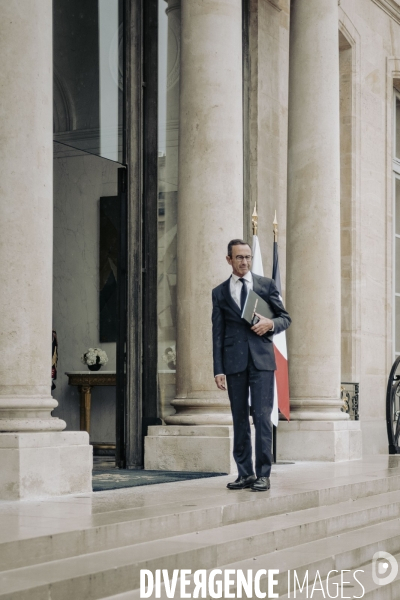 Premier conseil des ministres du gouvernement Barnier
