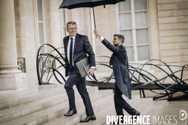 Premier conseil des ministres du gouvernement Barnier