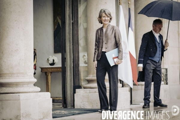 Premier conseil des ministres du gouvernement Barnier