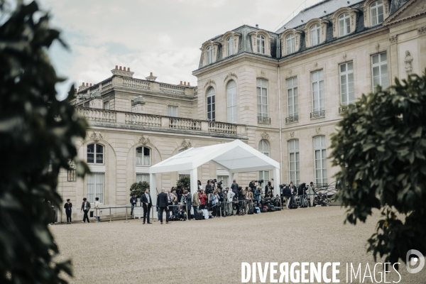 Premier conseil des ministres du gouvernement Barnier