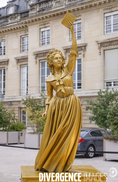 Dix femmes en or a l assemblee nationale