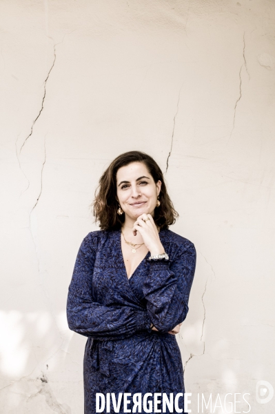 Portrait de la journaliste rachel binhas.