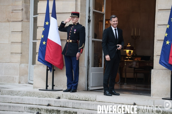 Gouvernement barnier - la reunion