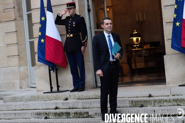 Gouvernement barnier - la reunion