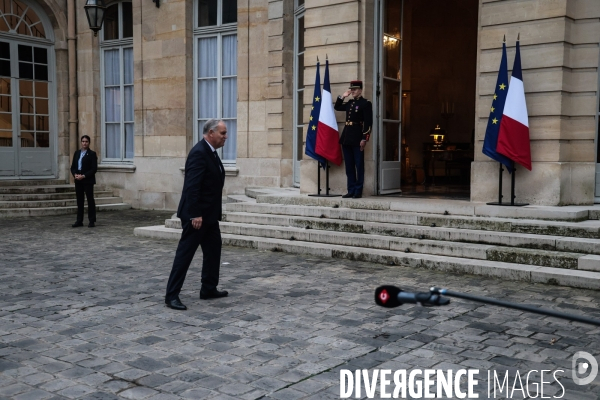 Gouvernement barnier - la reunion