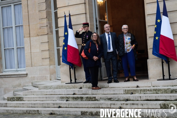 Gouvernement barnier - la reunion