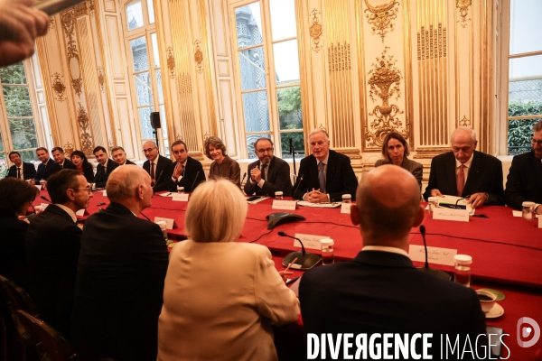 Gouvernement barnier - la reunion
