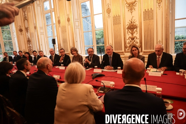 Gouvernement barnier - la reunion