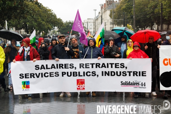 Manifestation pour demander l’abrogation de la réforme des retraites et l’augmentation des salaires
