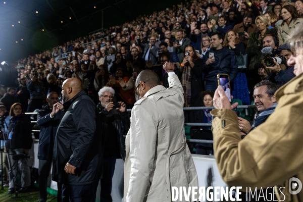Karim Bouamrane lance son mouvement  La France humaine et forte .