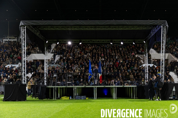 Karim Bouamrane lance son mouvement  La France humaine et forte .