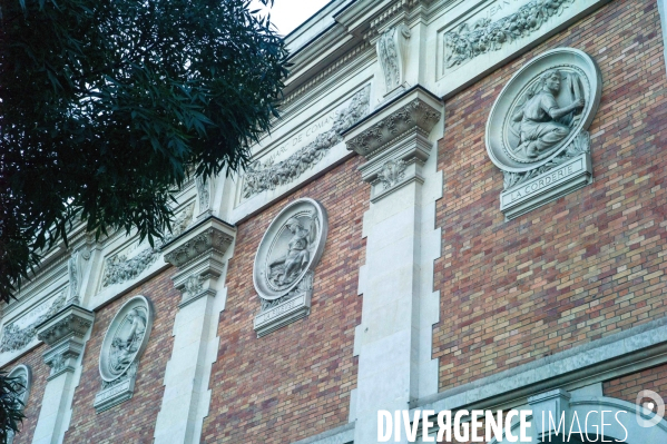 Façade de la Manufacture des Gobelins