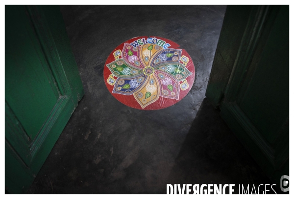 Death Hotel / 15 Days to die in Varanasi
