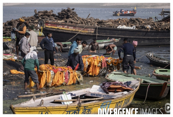 Death Hotel / 15 Days to die in Varanasi