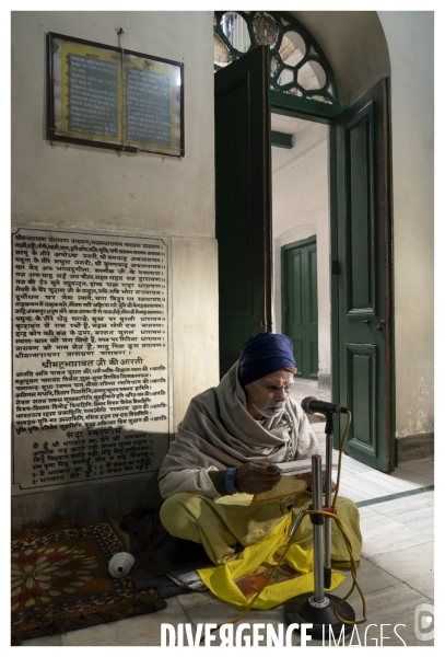 Death Hotel / 15 Days to die in Varanasi