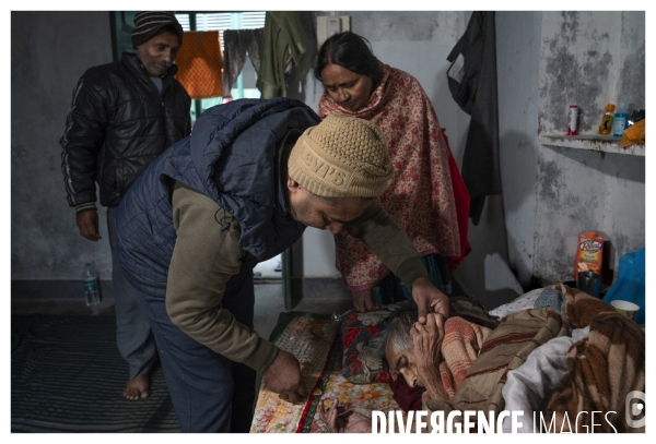 Death Hotel / 15 Days to die in Varanasi
