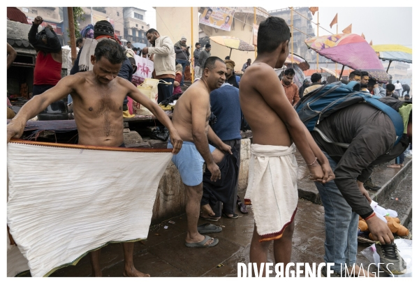 Death Hotel / 15 Days to die in Varanasi