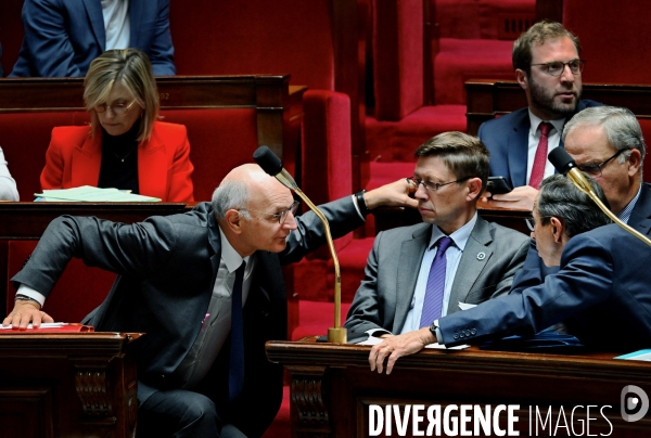 Assemblee Nationale/ Questions au Gouvernement 