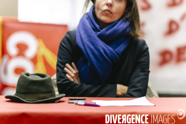 Conference debat à l Usine occupee de MA France Aulnay