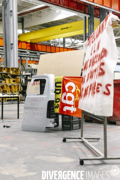 Conference debat à l Usine occupee de MA France Aulnay