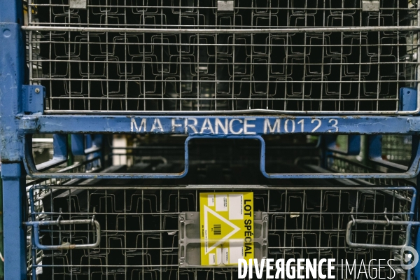 Conference debat à l Usine occupee de MA France Aulnay