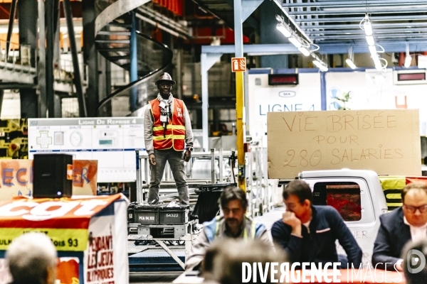 Conference debat à l Usine occupee de MA France Aulnay