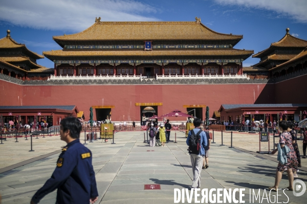Tourisme chinois a la Cite Interdite de Pekin