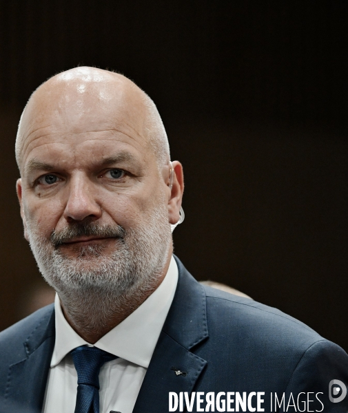 Jordan Bardella au Mondial de l automobile
