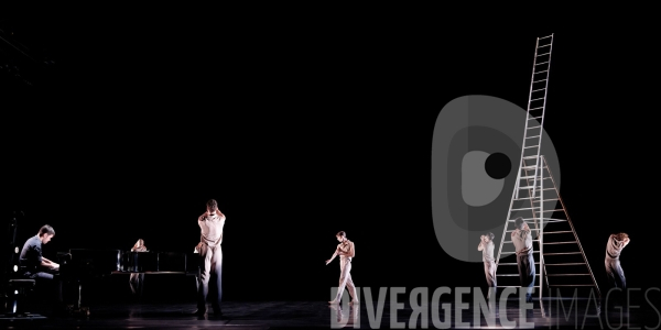 Nous ne cesserons pas / Bruno Bouché / Ballet de l Opéra national du Rhin