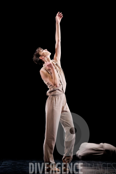 Nous ne cesserons pas / Bruno Bouché / Ballet de l Opéra national du Rhin