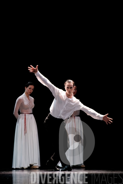 Noces  / Hélène Blackburn / Ballet de l Opéra national du Rhin