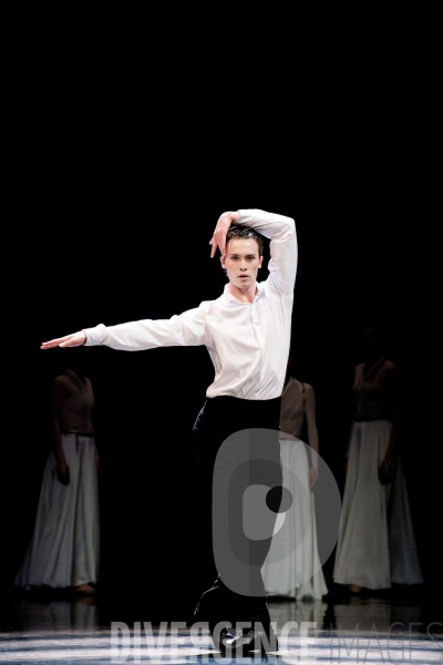 Noces  / Hélène Blackburn / Ballet de l Opéra national du Rhin