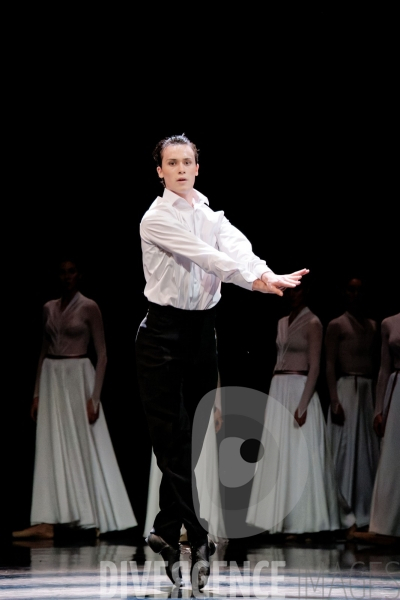 Noces  / Hélène Blackburn / Ballet de l Opéra national du Rhin