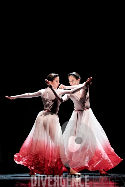 Noces  / Hélène Blackburn / Ballet de l Opéra national du Rhin