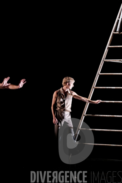 Nous ne cesserons pas / Bruno Bouché / Ballet de l Opéra national du Rhin
