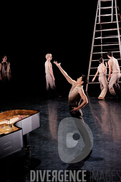 Nous ne cesserons pas / Bruno Bouché / Ballet de l Opéra national du Rhin