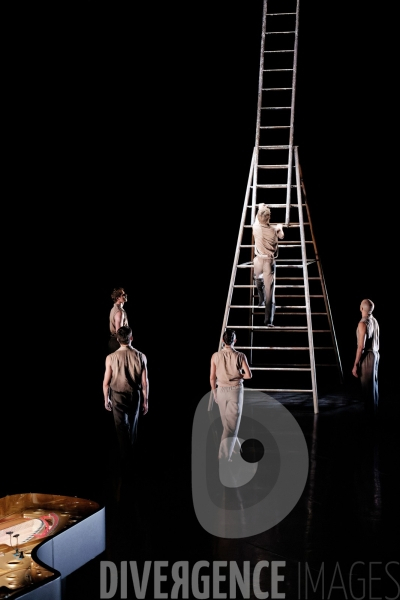 Nous ne cesserons pas / Bruno Bouché / Ballet de l Opéra national du Rhin