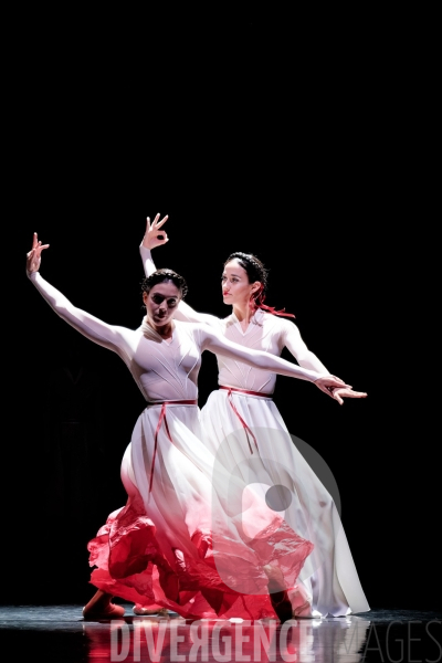 Noces  / Hélène Blackburn / Ballet de l Opéra national du Rhin