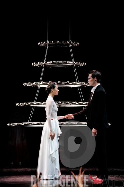 Noces  / Hélène Blackburn / Ballet de l Opéra national du Rhin