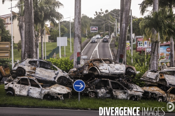 Tensions apres les blocages contre la vie chere en martinique.